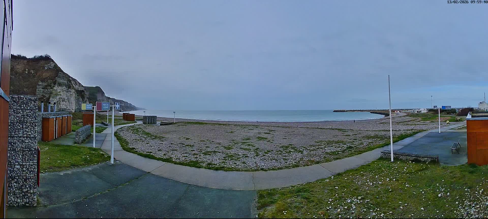 Plage de Saint-Jouin-Bruneval Beach Live Cam - Le Havre, Seine-Maritime, Normandie, France