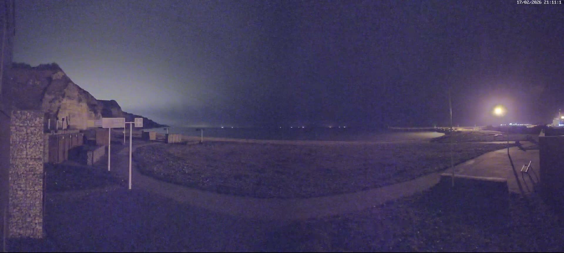 Plage de Saint-Jouin-Bruneval Beach Live Cam - Le Havre, Seine-Maritime, Normandie, France