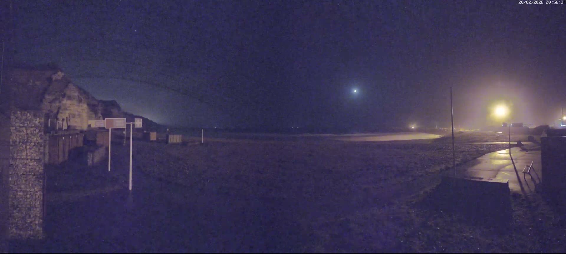 Plage de Saint-Jouin-Bruneval Beach Live Cam - Le Havre, Seine-Maritime, Normandie, France