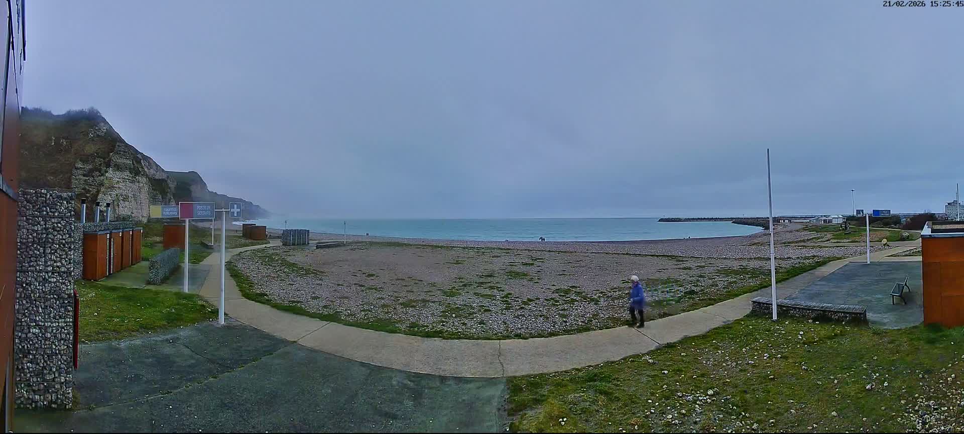 Plage de Saint-Jouin-Bruneval Beach Live Cam - Le Havre, Seine-Maritime, Normandie, France