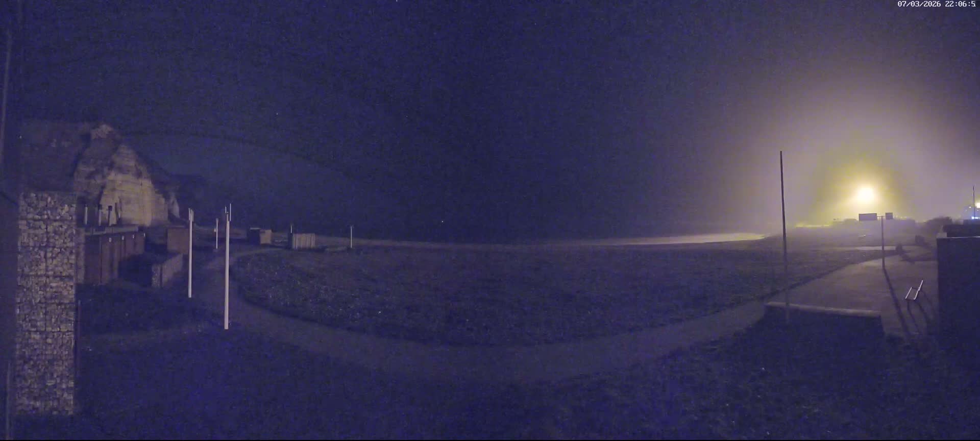 Plage de Saint-Jouin-Bruneval Beach Live Cam - Le Havre, Seine-Maritime, Normandie, France