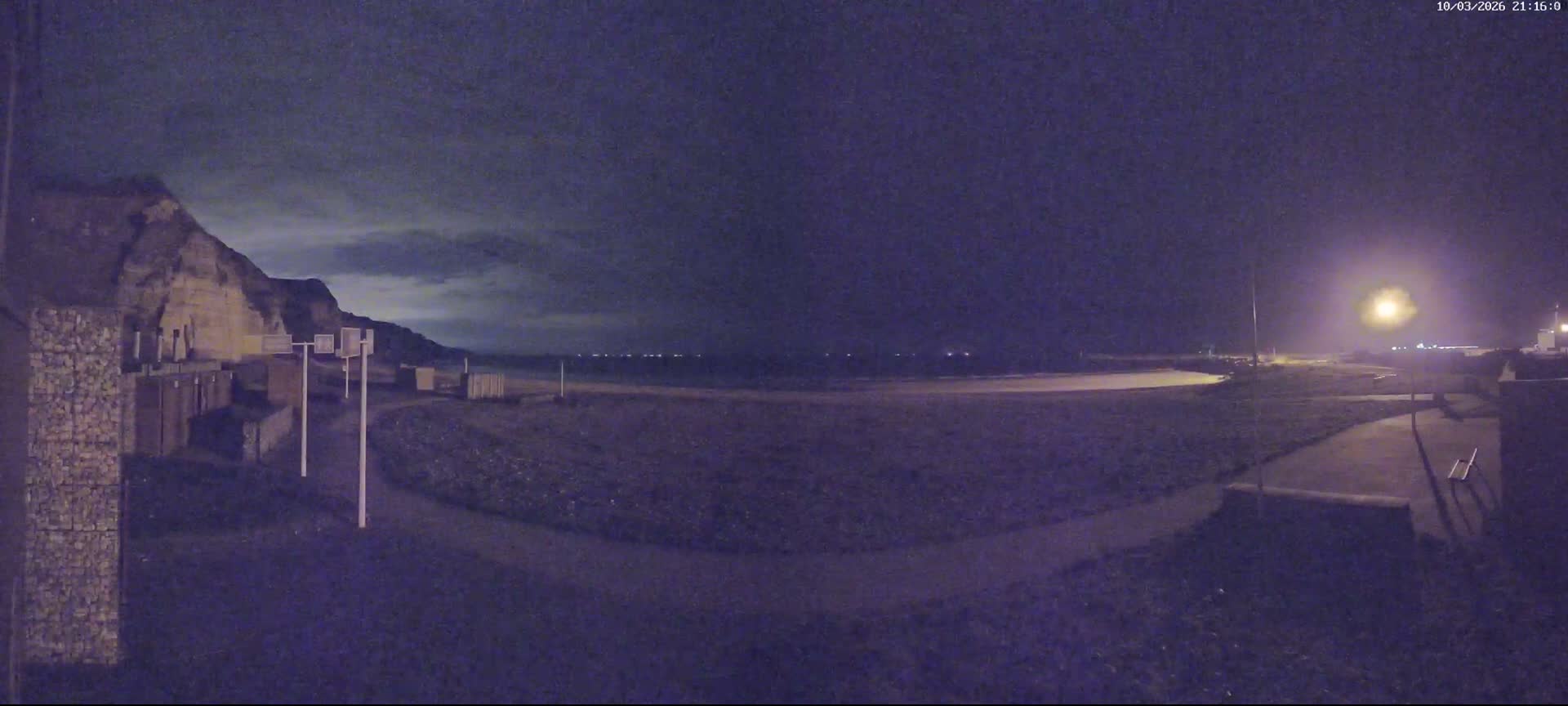 Plage de Saint-Jouin-Bruneval Beach Live Cam - Le Havre, Seine-Maritime, Normandie, France