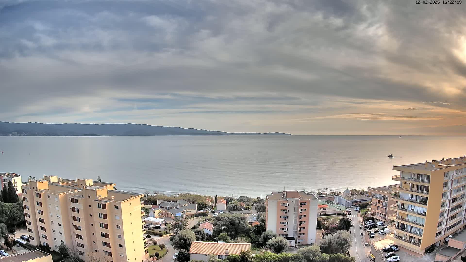 Ajaccio - Le Golfe d'Ajaccio Gulf & Coast Skyline Live Cam - Ajaccio, Corse-du-Sud, Corse , France