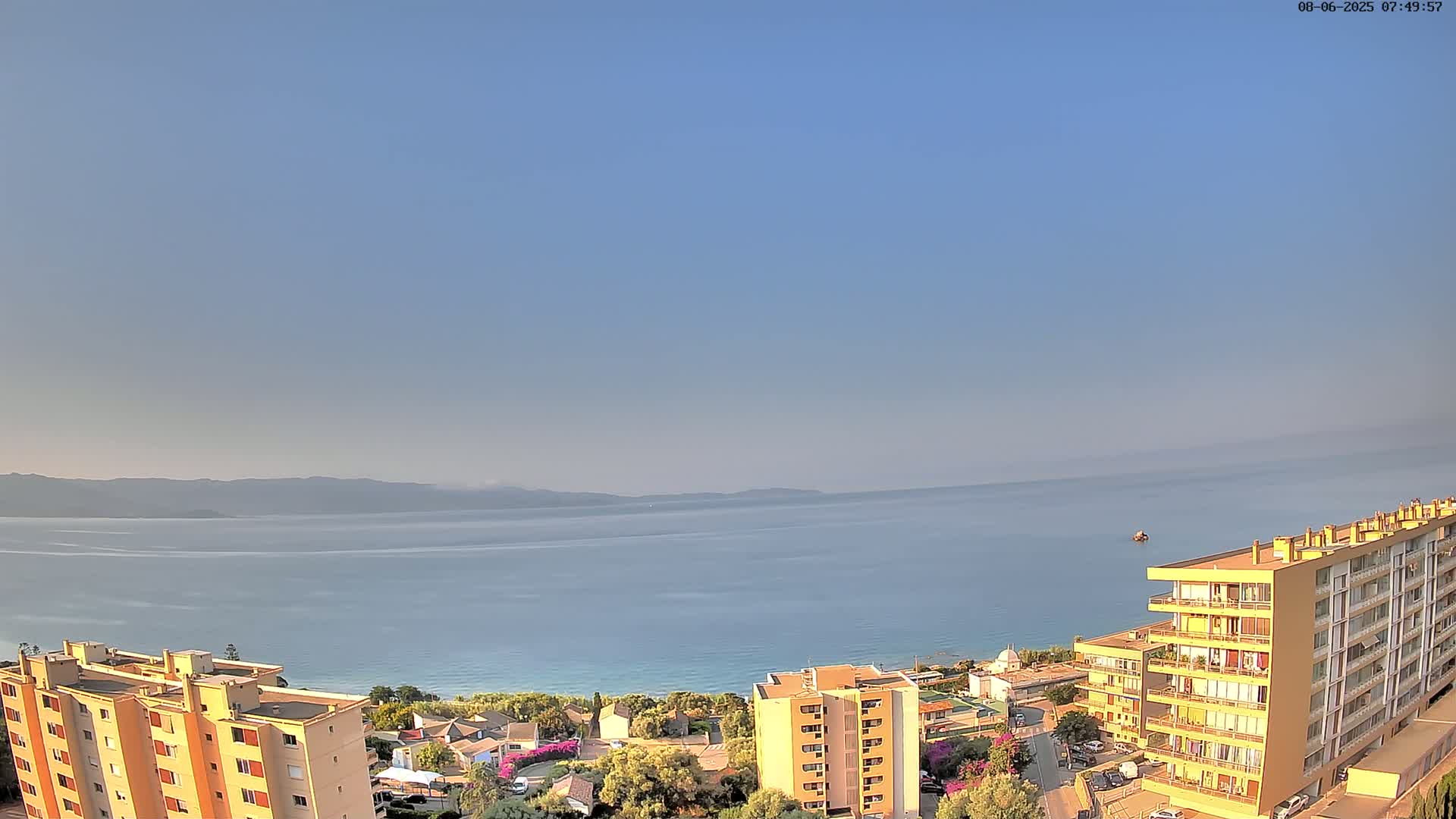 Ajaccio - Le Golfe d'Ajaccio Gulf & Coast Skyline Live Cam - Ajaccio, Corse-du-Sud, Corse , France