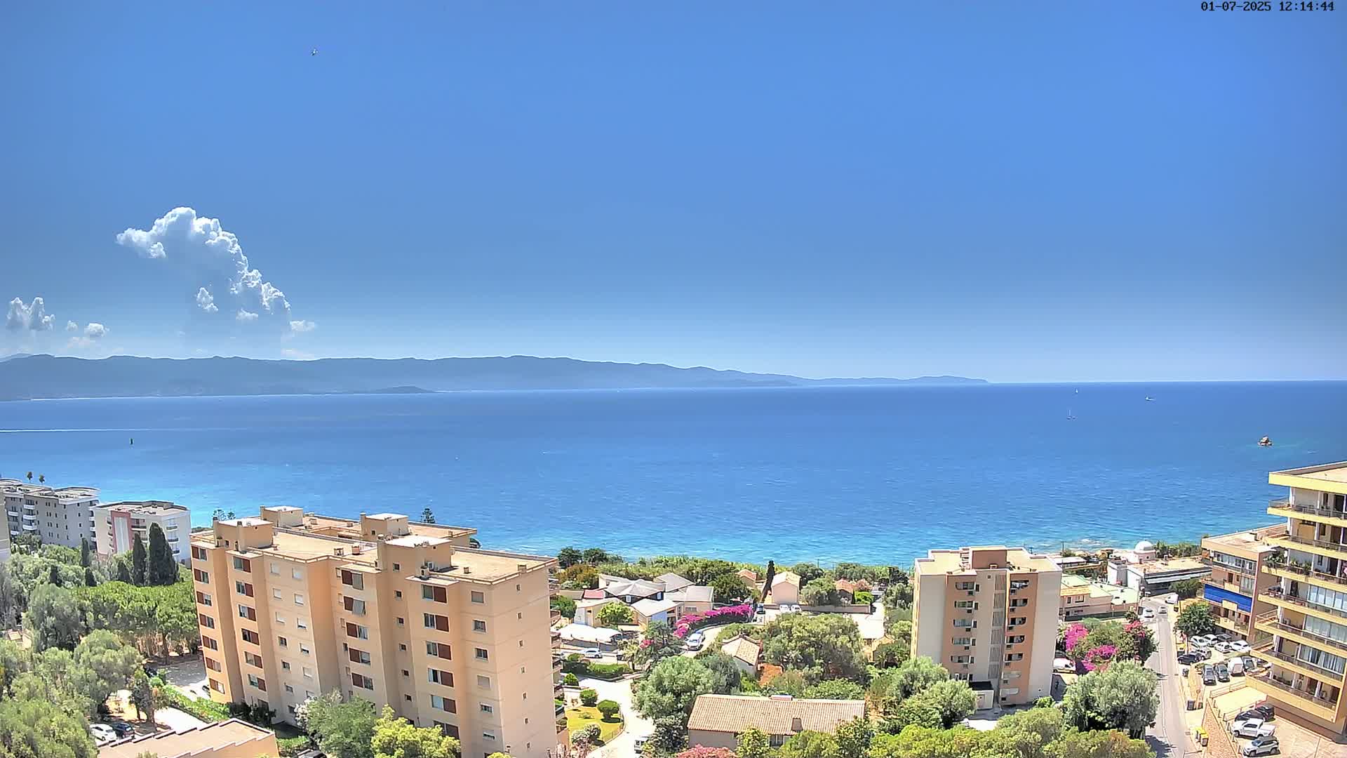 Ajaccio - Le Golfe d'Ajaccio Gulf & Coast Skyline Live Cam - Ajaccio, Corse-du-Sud, Corse , France