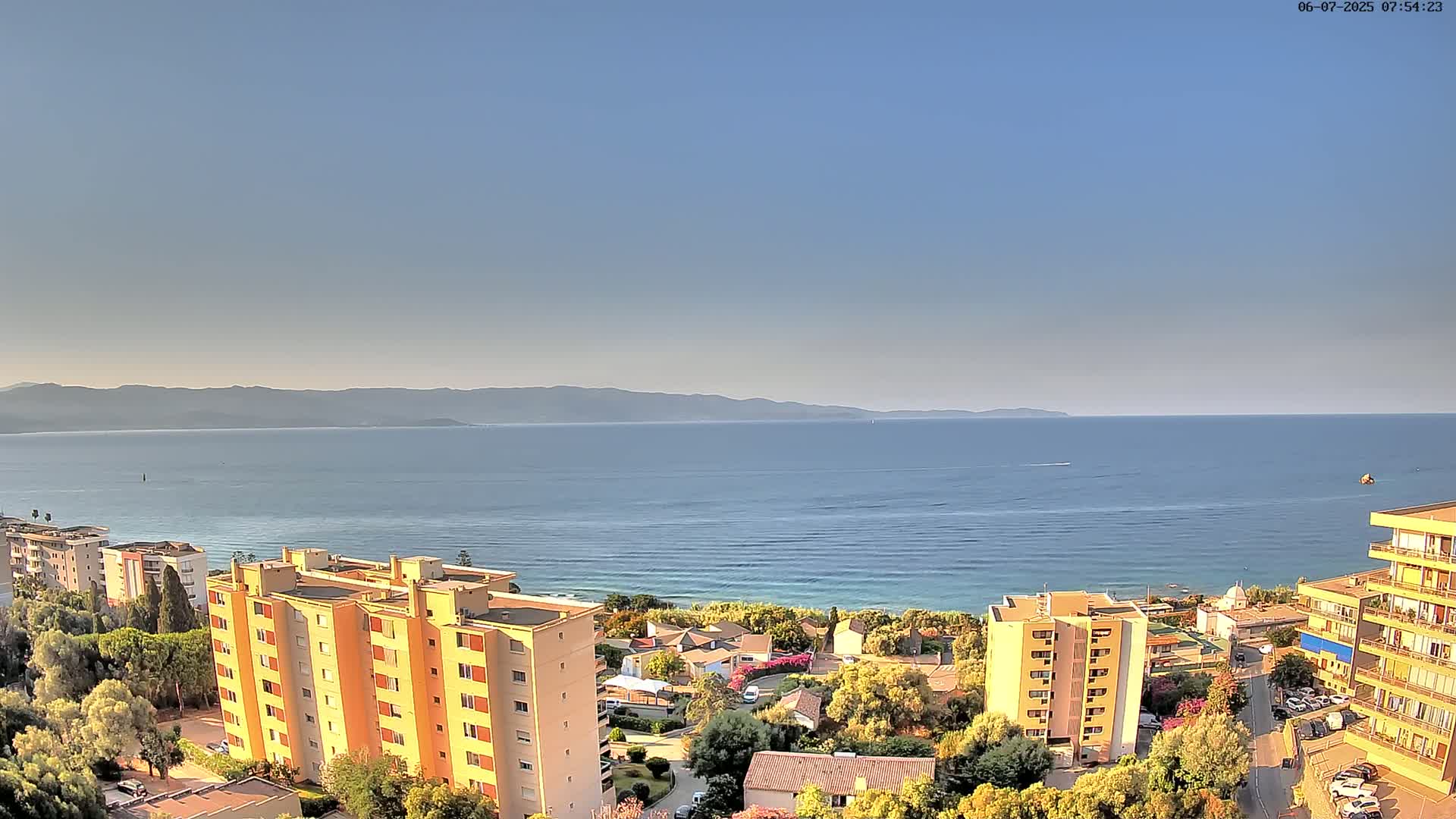Ajaccio - Le Golfe d'Ajaccio Gulf & Coast Skyline Live Cam - Ajaccio, Corse-du-Sud, Corse , France