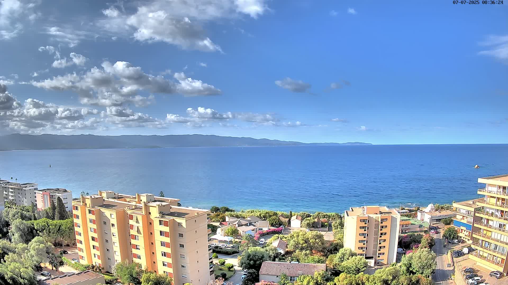 Ajaccio - Le Golfe d'Ajaccio Gulf & Coast Skyline Live Cam - Ajaccio, Corse-du-Sud, Corse , France