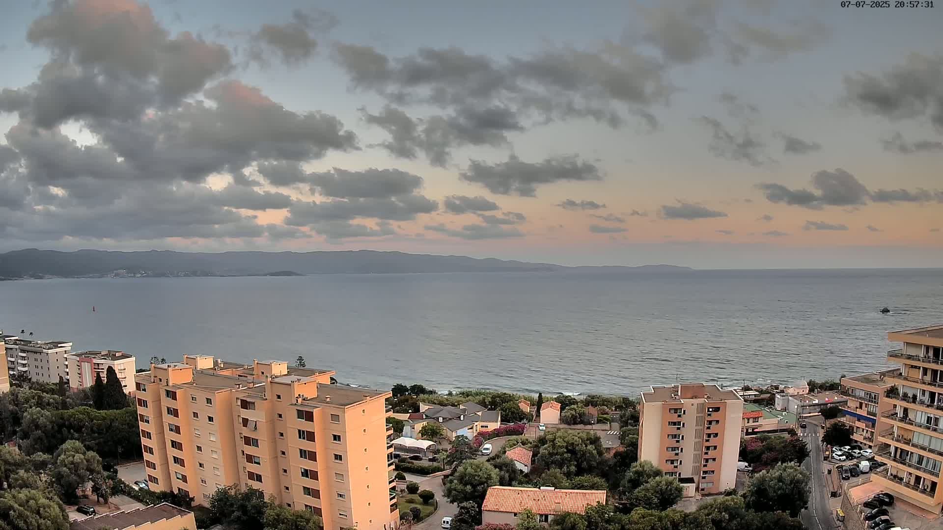 Ajaccio - Le Golfe d'Ajaccio Gulf & Coast Skyline Live Cam - Ajaccio, Corse-du-Sud, Corse , France