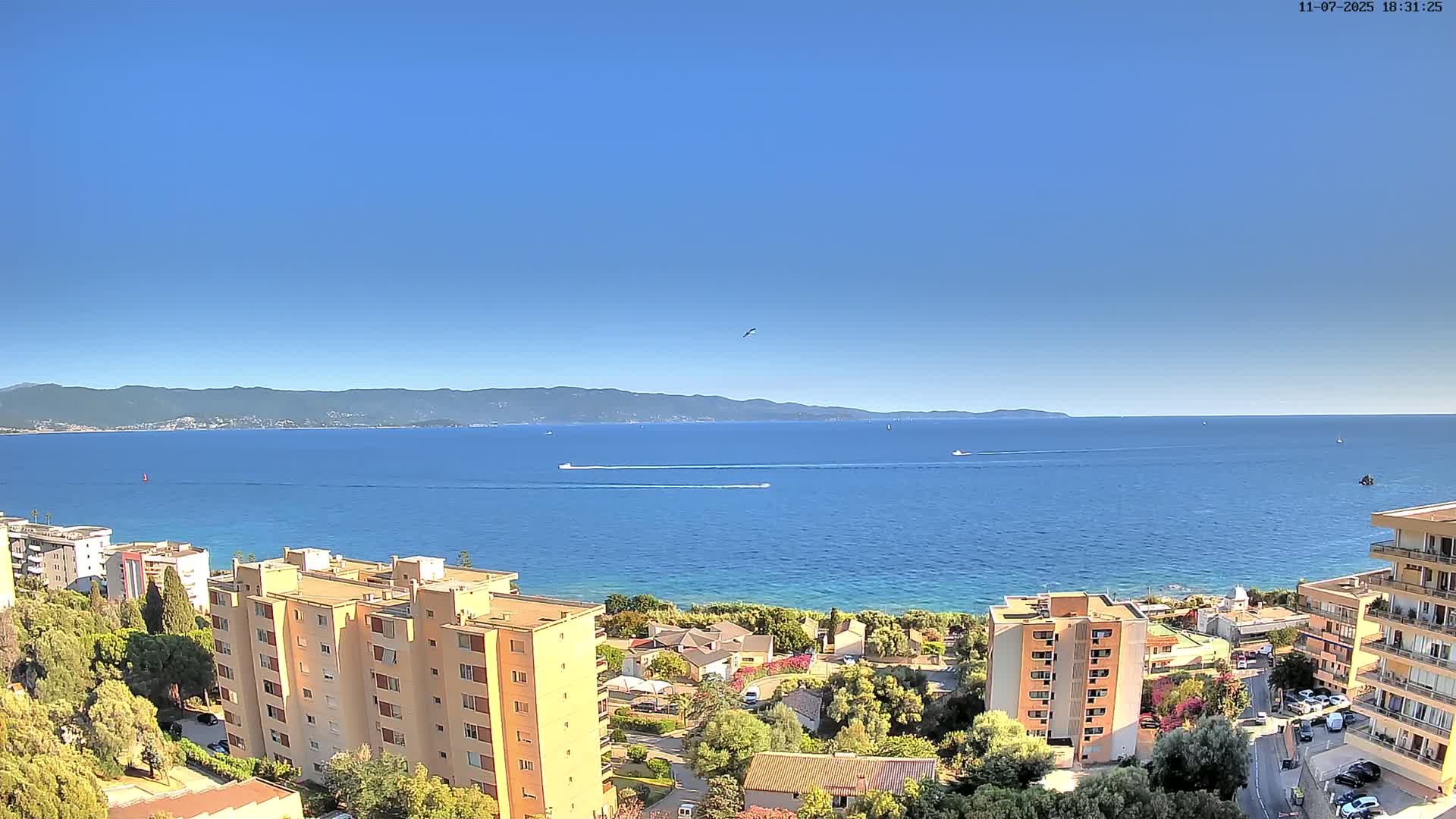 Ajaccio - Le Golfe d'Ajaccio Gulf & Coast Skyline Live Cam - Ajaccio, Corse-du-Sud, Corse , France
