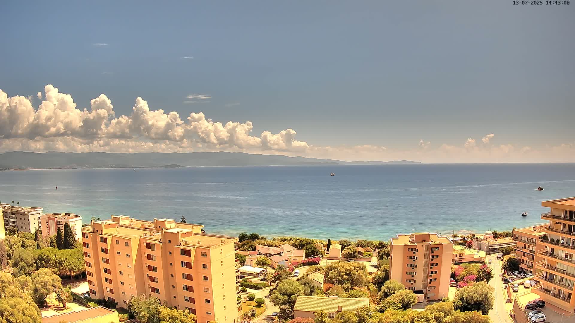 Ajaccio - Le Golfe d'Ajaccio Gulf & Coast Skyline Live Cam - Ajaccio, Corse-du-Sud, Corse , France