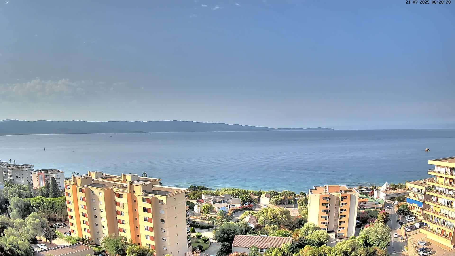 Ajaccio - Le Golfe d'Ajaccio Gulf & Coast Skyline Live Cam - Ajaccio, Corse-du-Sud, Corse , France