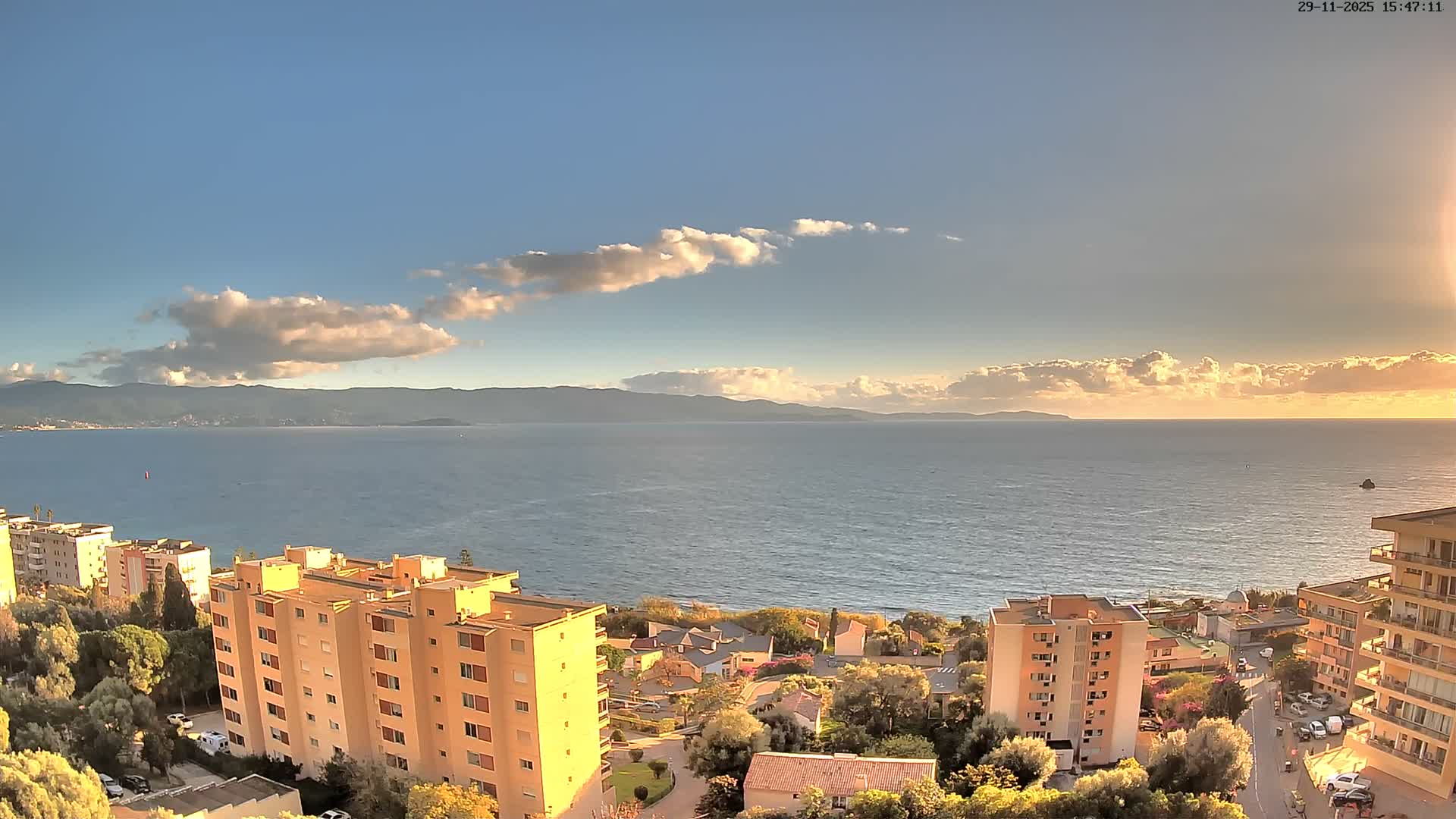 Ajaccio - Le Golfe d'Ajaccio Gulf & Coast Skyline Live Cam - Ajaccio, Corse-du-Sud, Corse , France