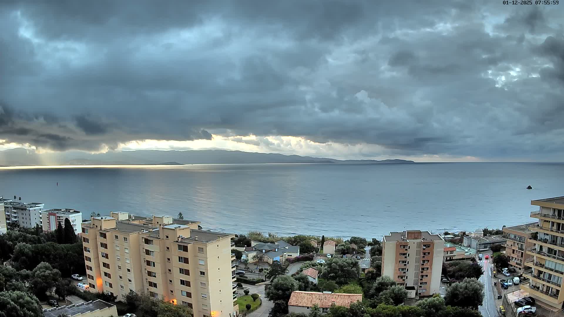 Ajaccio - Le Golfe d'Ajaccio Gulf & Coast Skyline Live Cam - Ajaccio, Corse-du-Sud, Corse , France