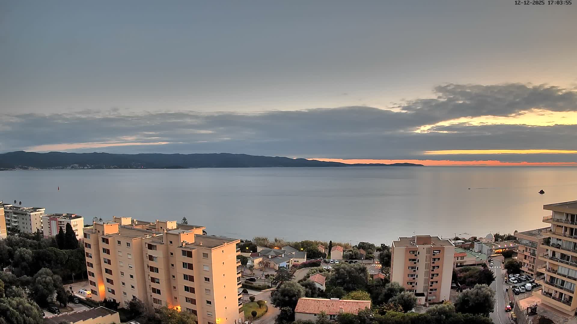 Ajaccio - Le Golfe d'Ajaccio Gulf & Coast Skyline Live Cam - Ajaccio, Corse-du-Sud, Corse , France