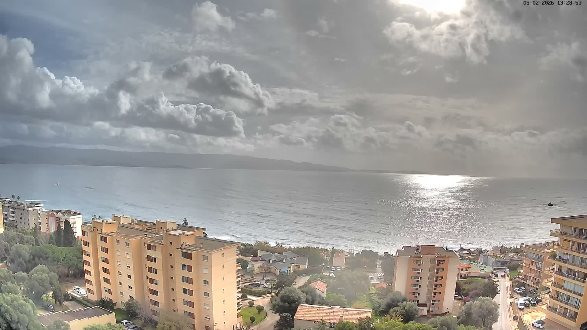 Ajaccio - Le Golfe d'Ajaccio Gulf & Coast Skyline Live Cam - Ajaccio, Corse-du-Sud, Corse , France