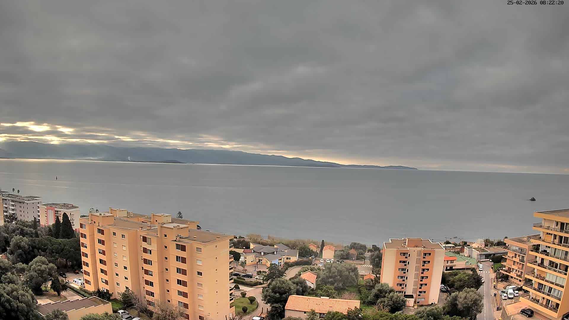 Ajaccio - Le Golfe d'Ajaccio Gulf & Coast Skyline Live Cam - Ajaccio, Corse-du-Sud, Corse , France