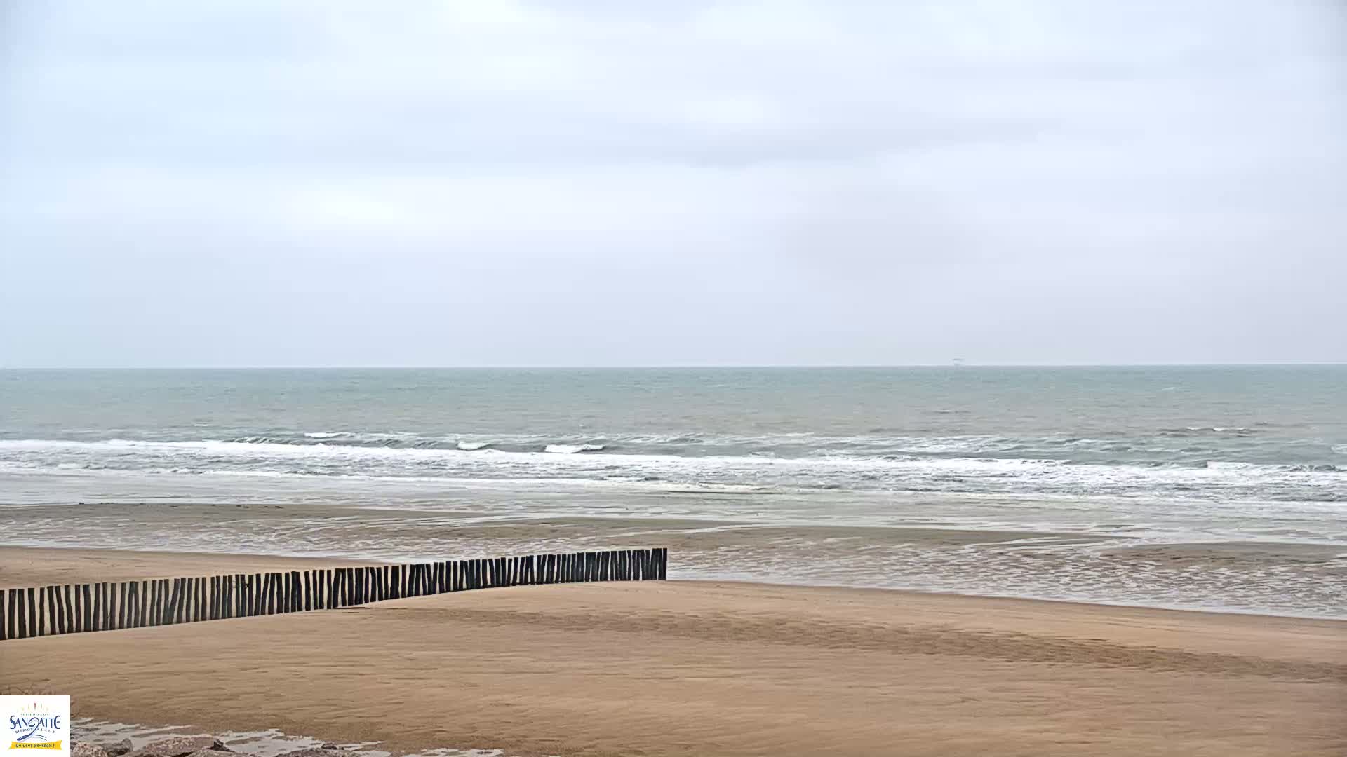 Plage de Sangatte Beach  Live Cam - Calais, Pas-de-Calais, Hauts-de-France, France