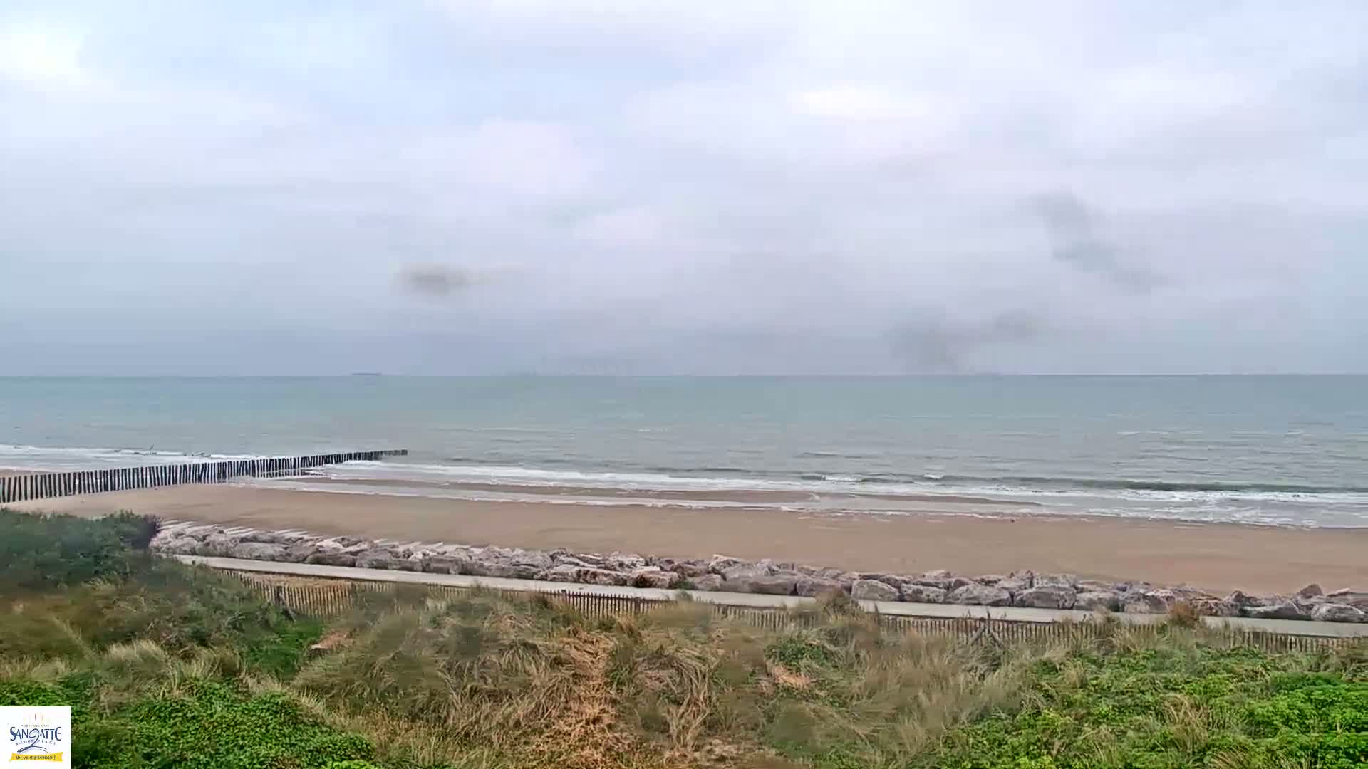 Plage de Sangatte Beach  Live Cam - Calais, Pas-de-Calais, Hauts-de-France, France