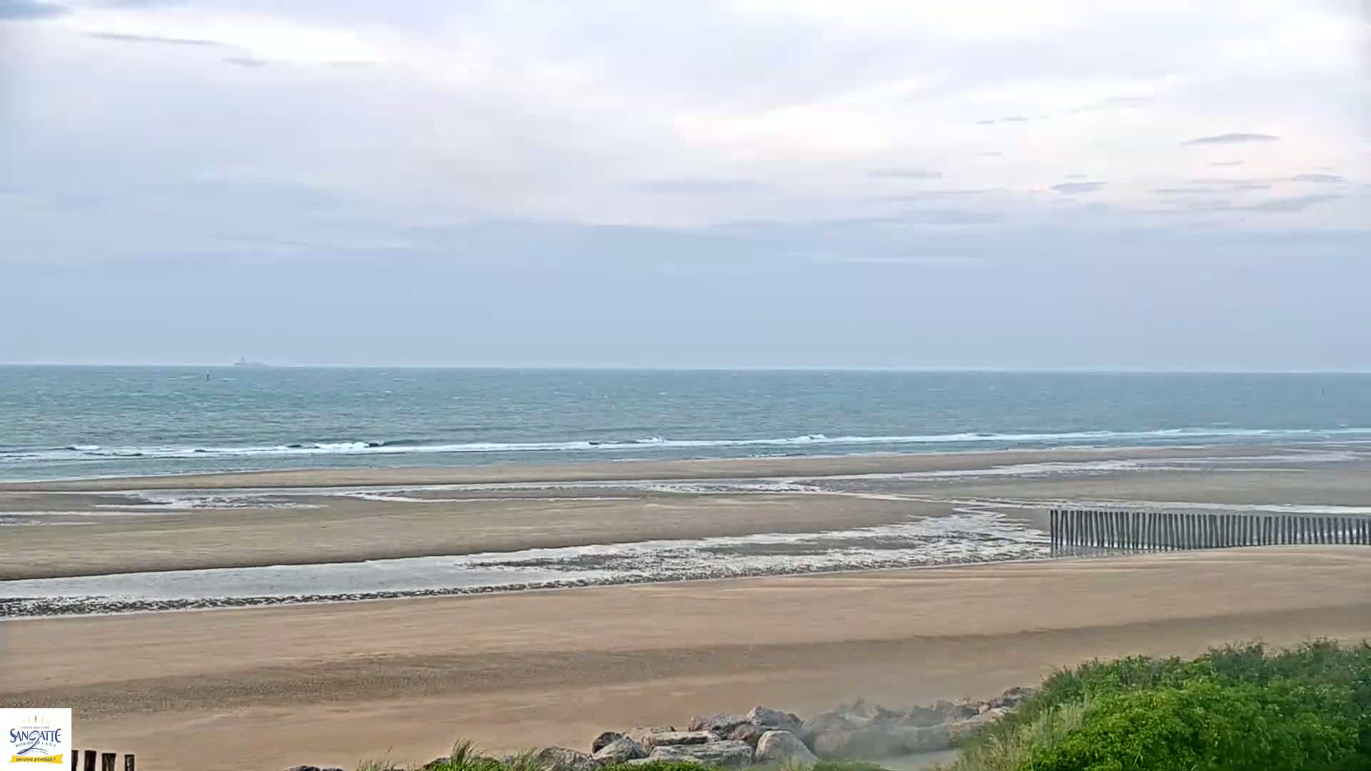Plage de Sangatte Beach  Live Cam - Calais, Pas-de-Calais, Hauts-de-France, France