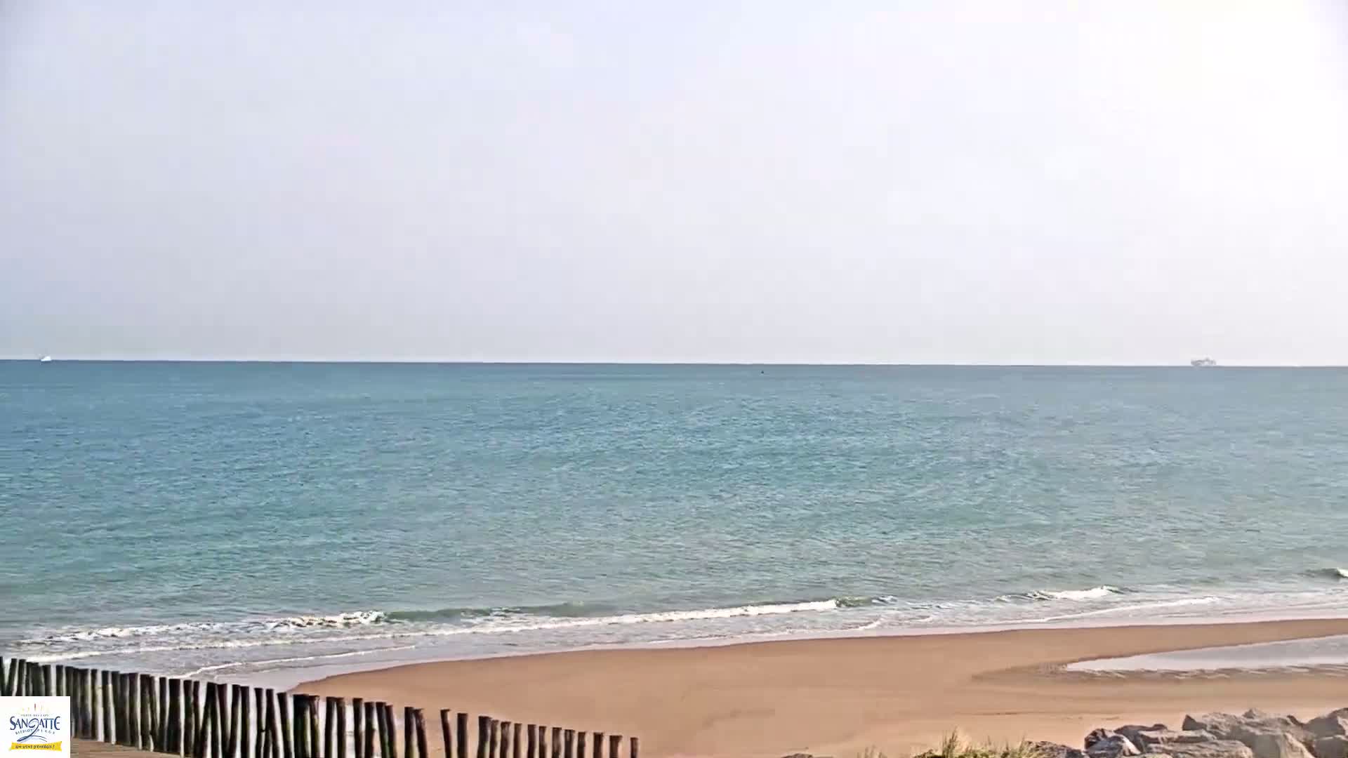 Plage de Sangatte Beach  Live Cam - Calais, Pas-de-Calais, Hauts-de-France, France