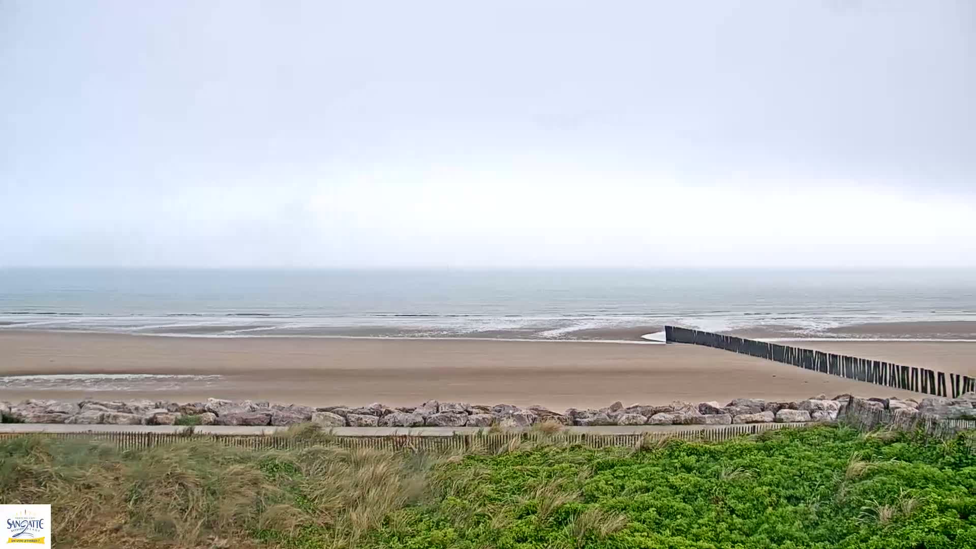 Plage de Sangatte Beach  Live Cam - Calais, Pas-de-Calais, Hauts-de-France, France