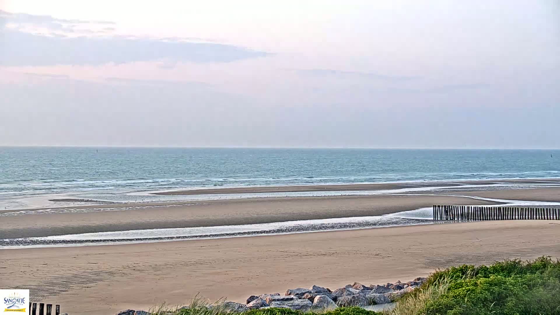 Plage de Sangatte Beach  Live Cam - Calais, Pas-de-Calais, Hauts-de-France, France