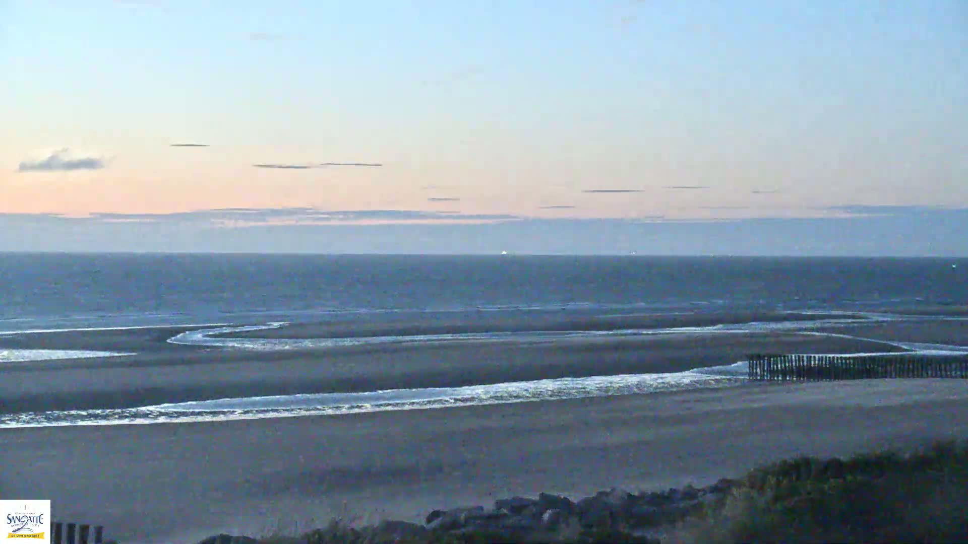 Plage de Sangatte Beach  Live Cam - Calais, Pas-de-Calais, Hauts-de-France, France