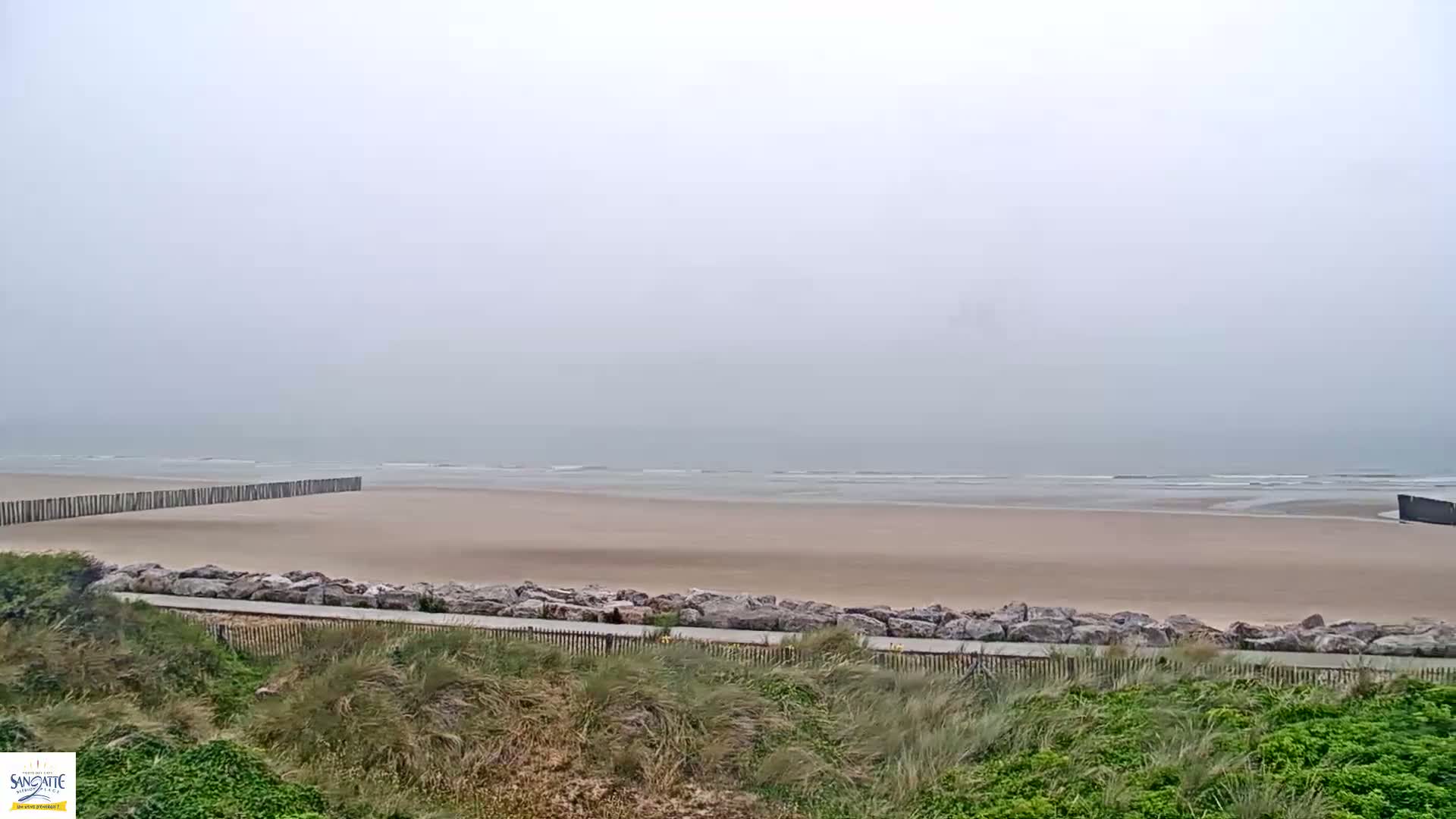 Plage de Sangatte Beach  Live Cam - Calais, Pas-de-Calais, Hauts-de-France, France