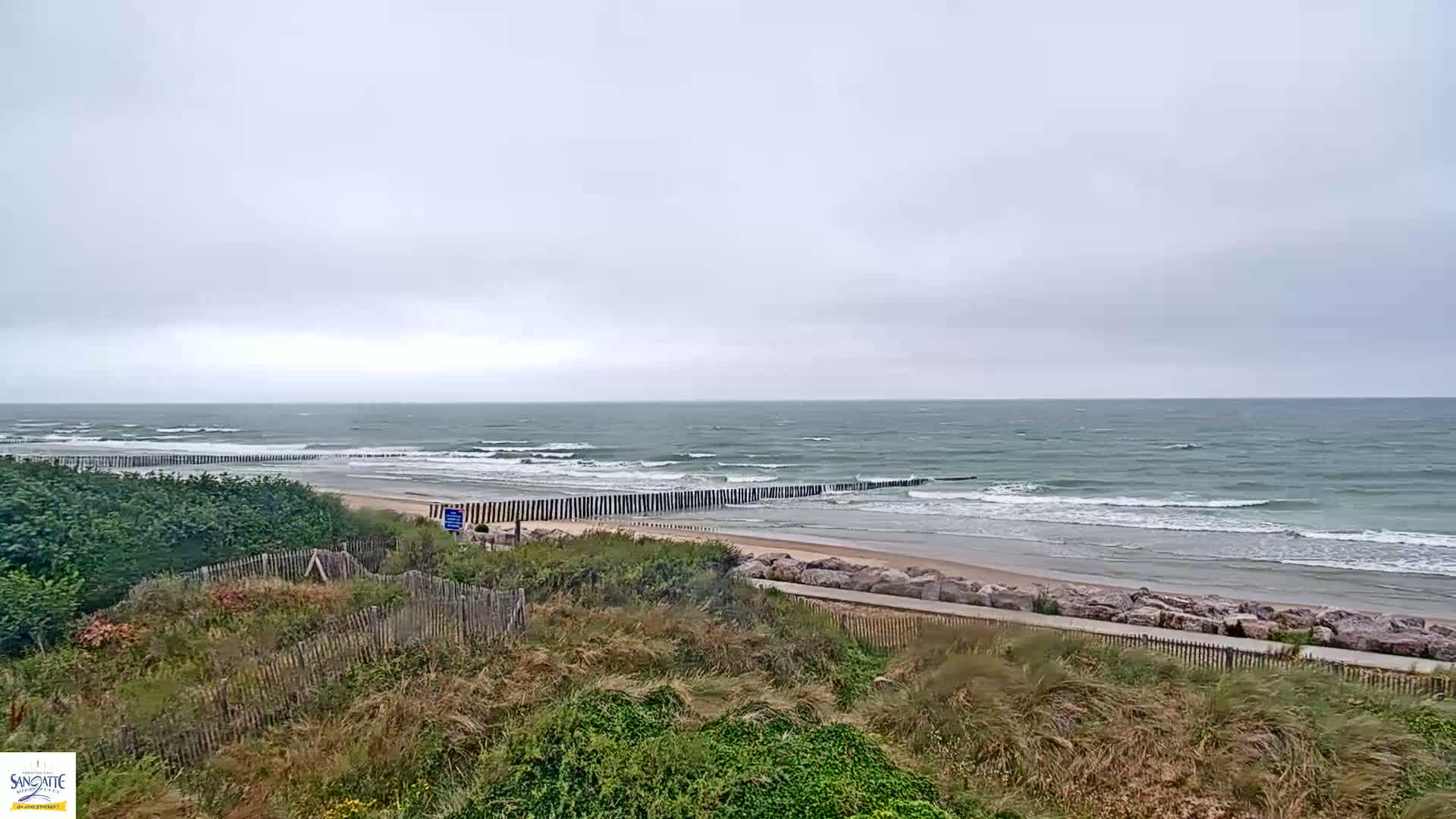 Plage de Sangatte Beach  Live Cam - Calais, Pas-de-Calais, Hauts-de-France, France