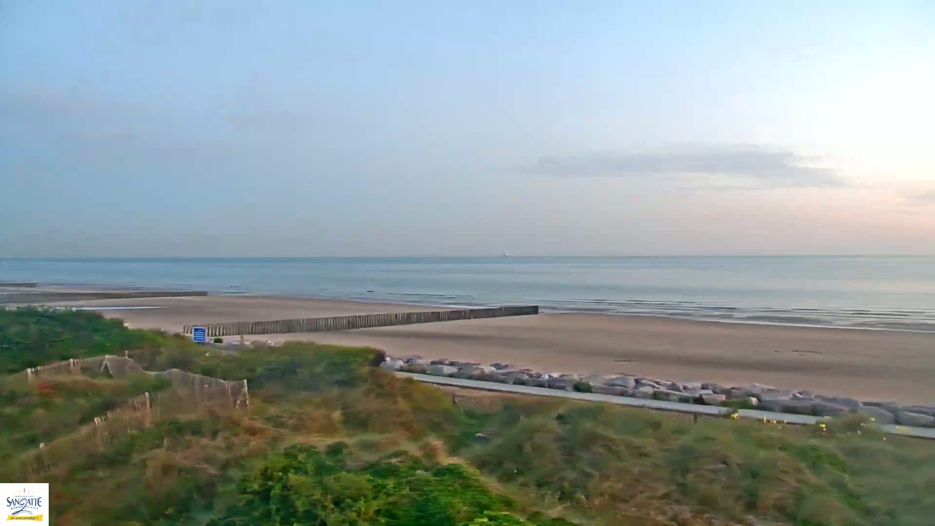 Plage de Sangatte Beach  Live Cam - Calais, Pas-de-Calais, Hauts-de-France, France