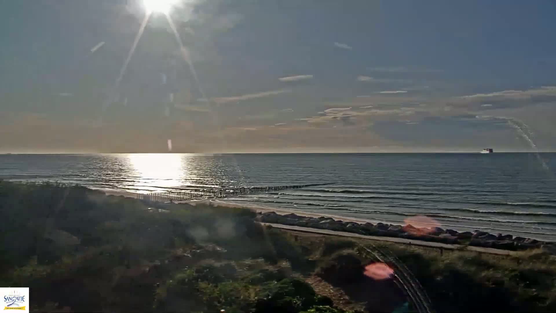 Plage de Sangatte Beach  Live Cam - Calais, Pas-de-Calais, Hauts-de-France, France