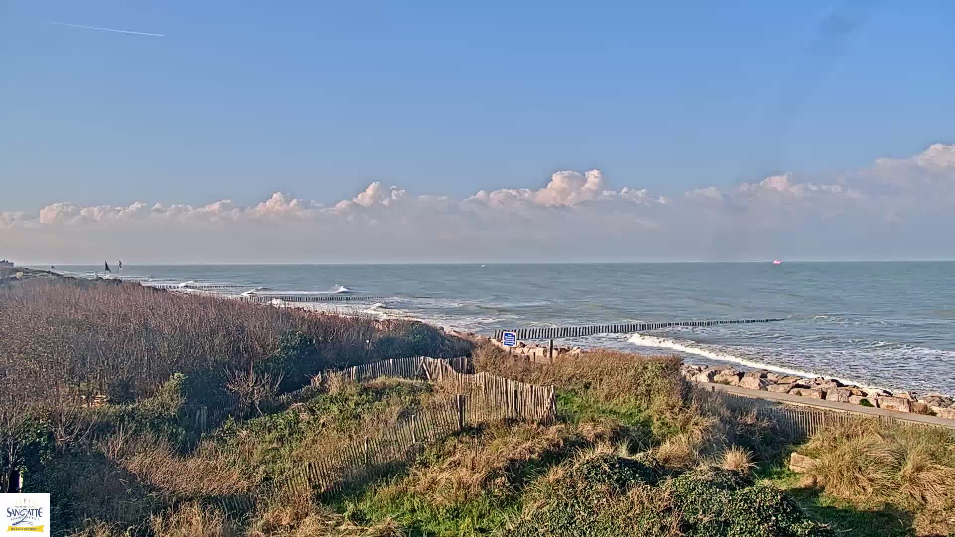 Plage de Sangatte Beach  Live Cam - Calais, Pas-de-Calais, Hauts-de-France, France