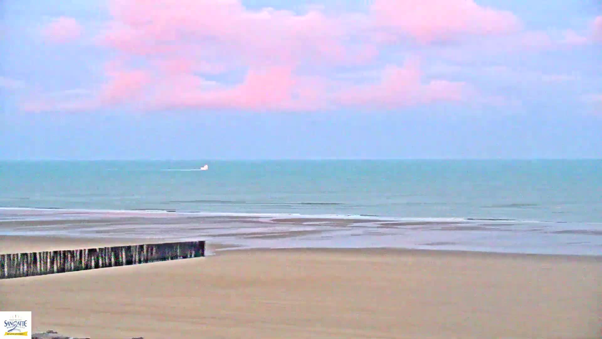 Plage de Sangatte Beach  Live Cam - Calais, Pas-de-Calais, Hauts-de-France, France