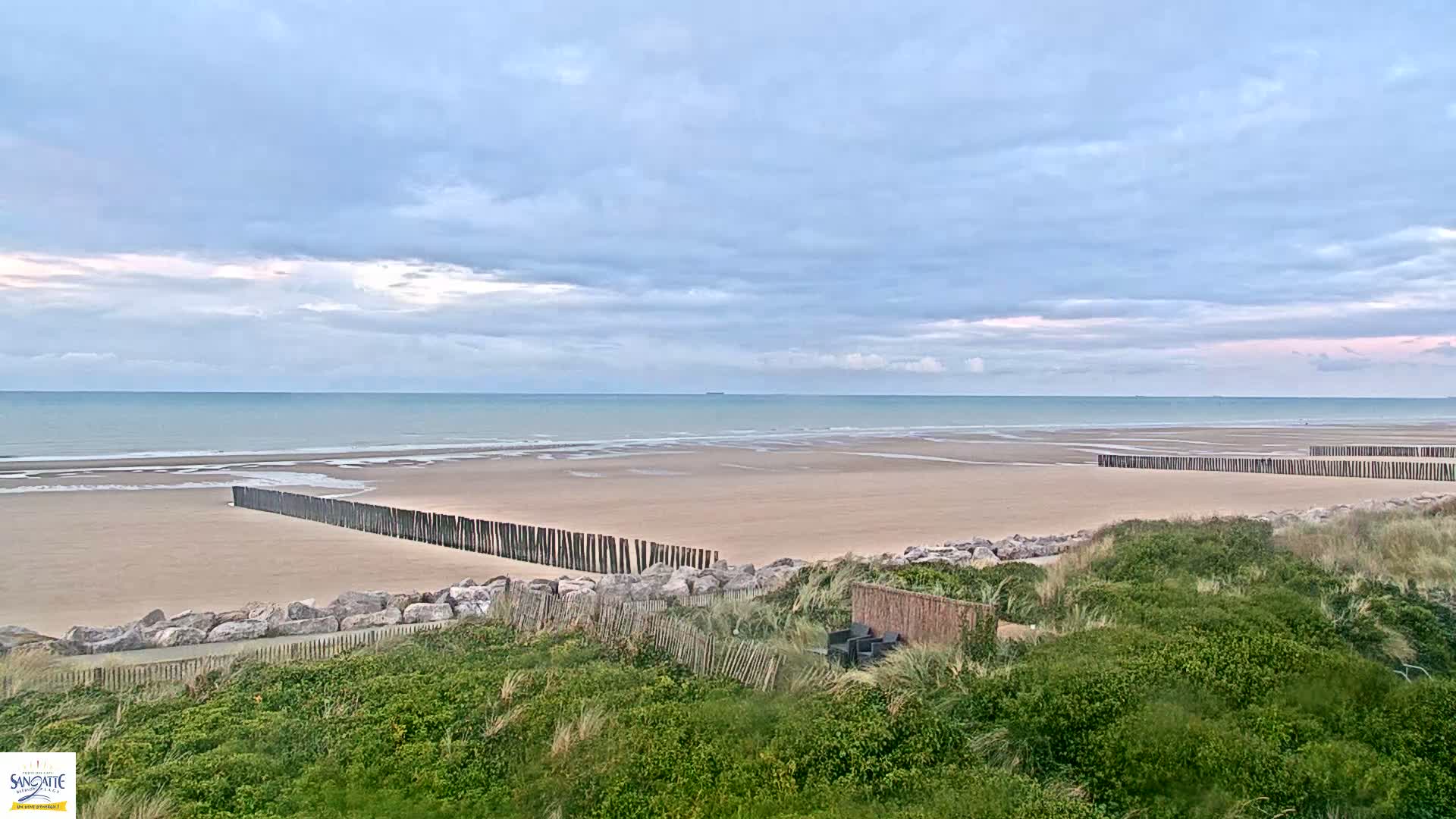 Plage de Sangatte Beach  Live Cam - Calais, Pas-de-Calais, Hauts-de-France, France