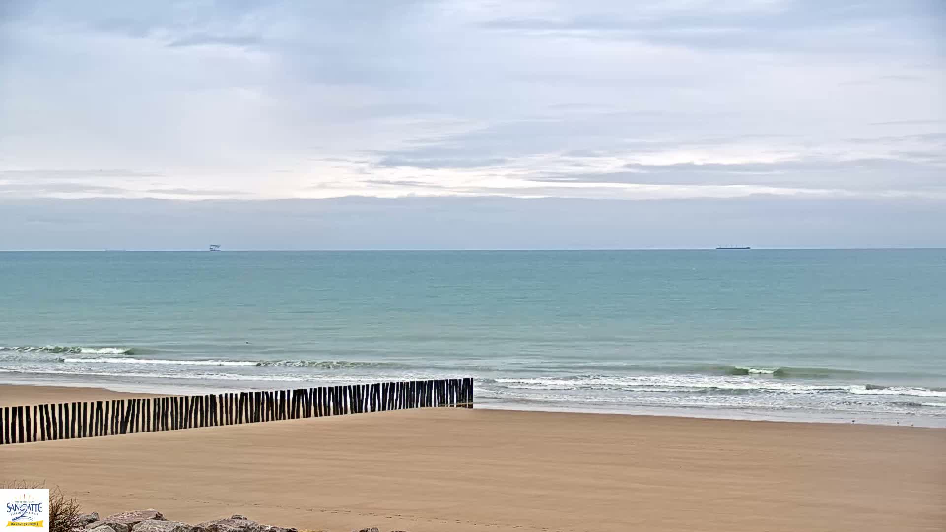 Plage de Sangatte Beach  Live Cam - Calais, Pas-de-Calais, Hauts-de-France, France