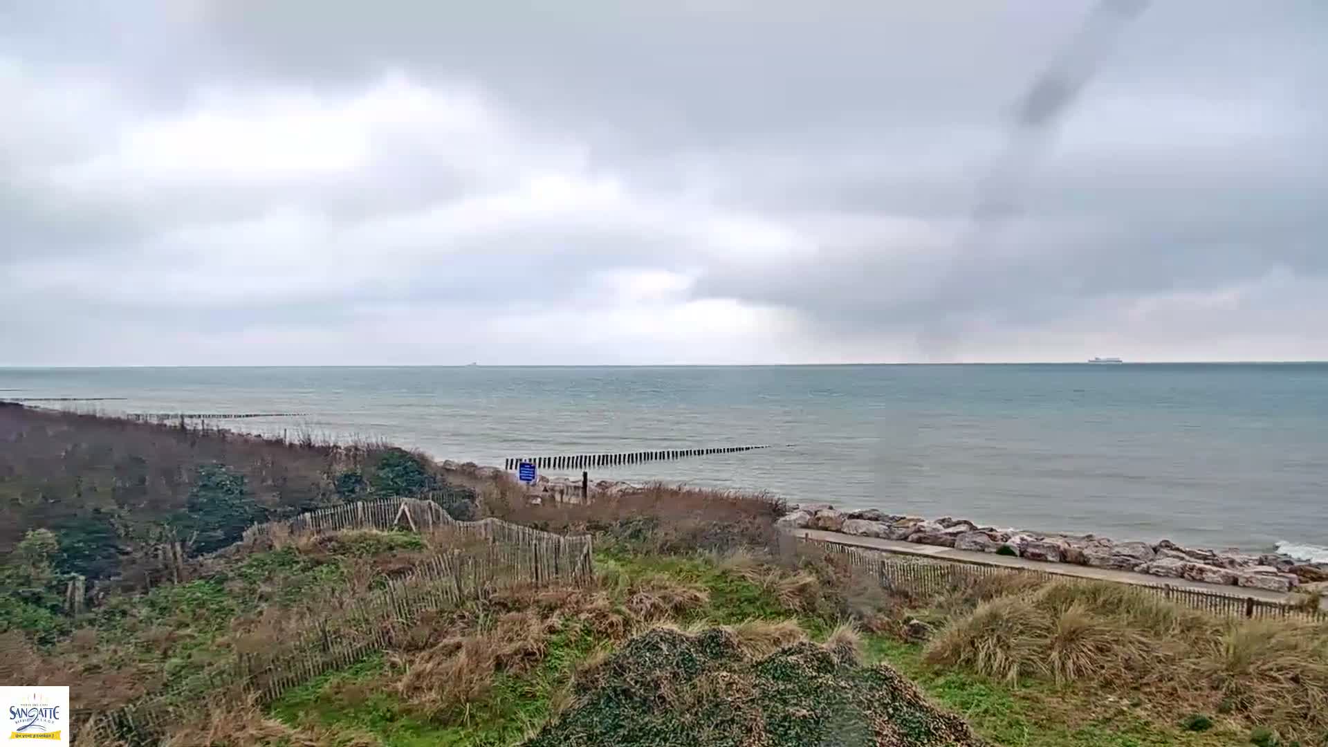 Plage de Sangatte Beach  Live Cam - Calais, Pas-de-Calais, Hauts-de-France, France