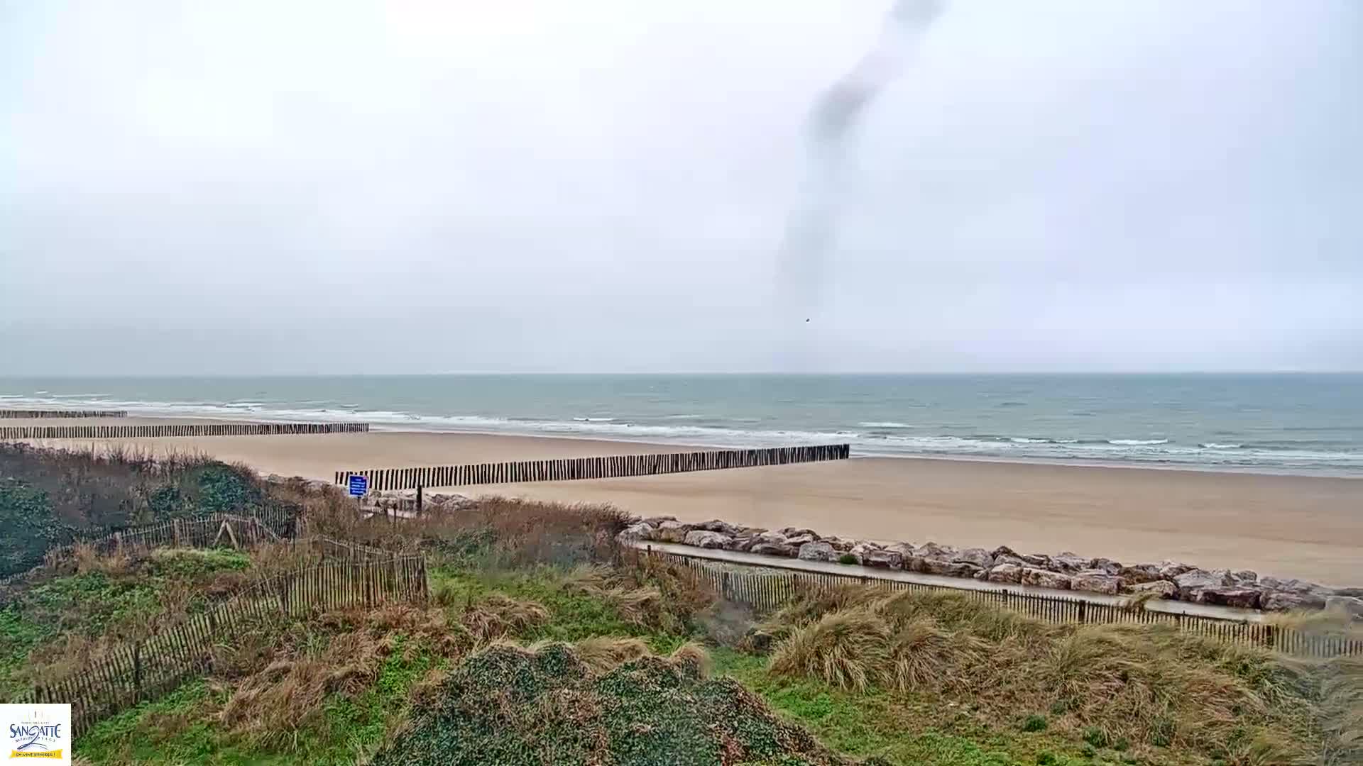 Plage de Sangatte Beach  Live Cam - Calais, Pas-de-Calais, Hauts-de-France, France