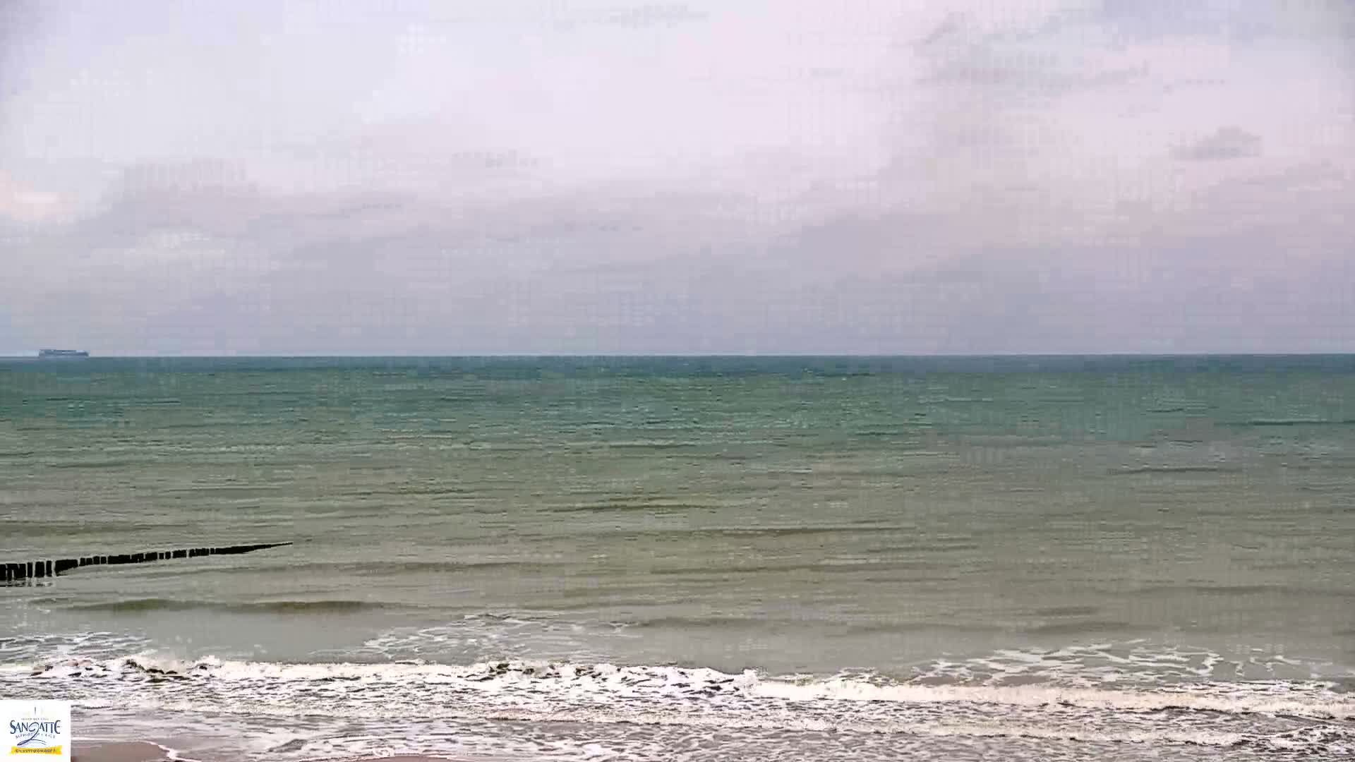 Plage de Sangatte Beach  Live Cam - Calais, Pas-de-Calais, Hauts-de-France, France