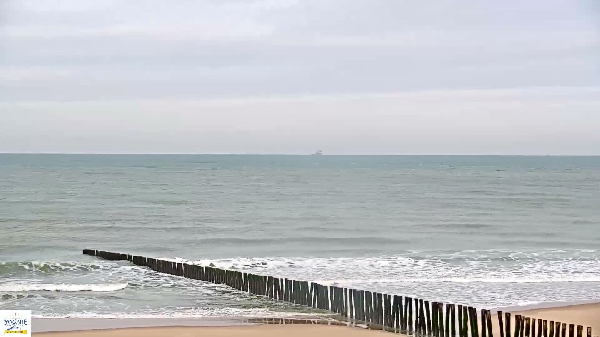 Plage de Sangatte Beach  Live Cam - Calais, Pas-de-Calais, Hauts-de-France, France