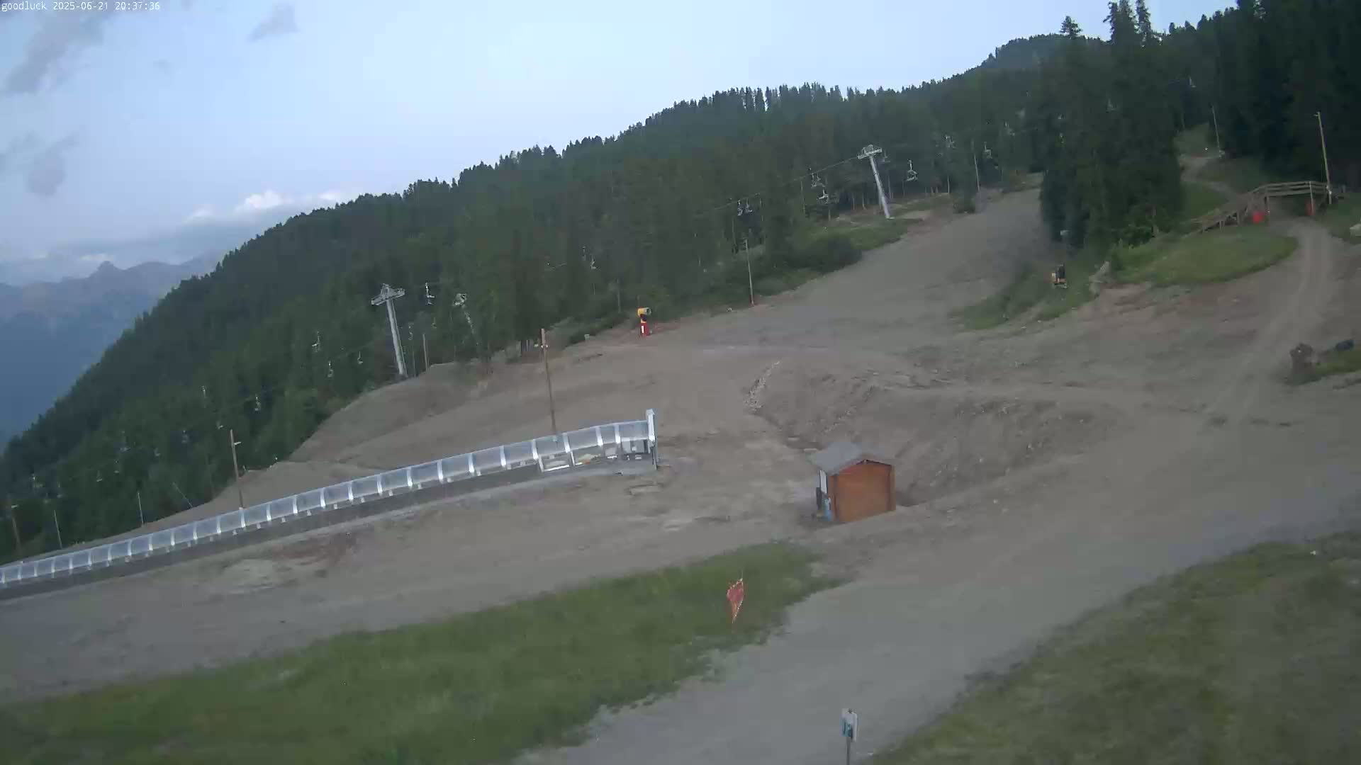Puy-Saint-Vincent 1600 Ski Slopes Live Cam - Briancon, Hautes-Alpes, Provence-Alpes-Cote d’Azur, France