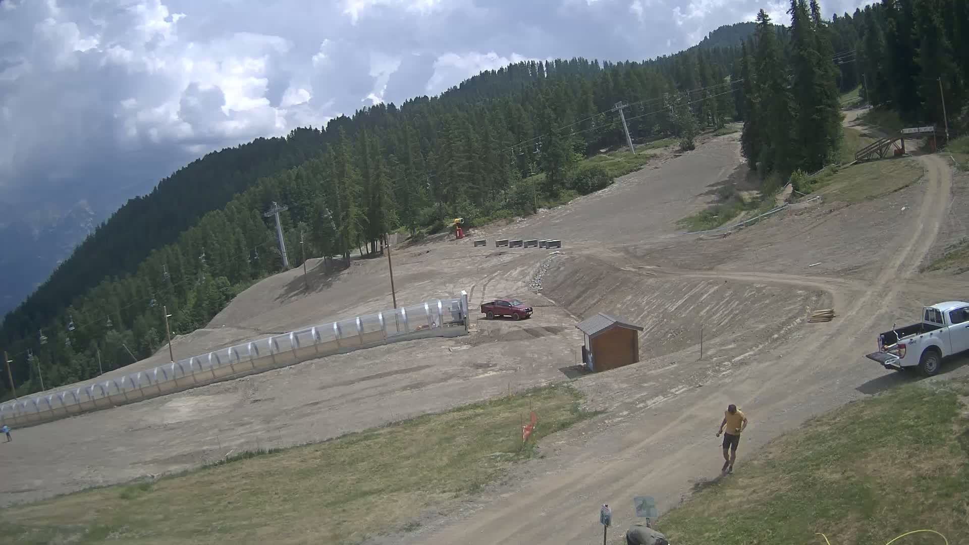 Puy-Saint-Vincent 1600 Ski Slopes Live Cam - Briancon, Hautes-Alpes, Provence-Alpes-Cote d’Azur, France