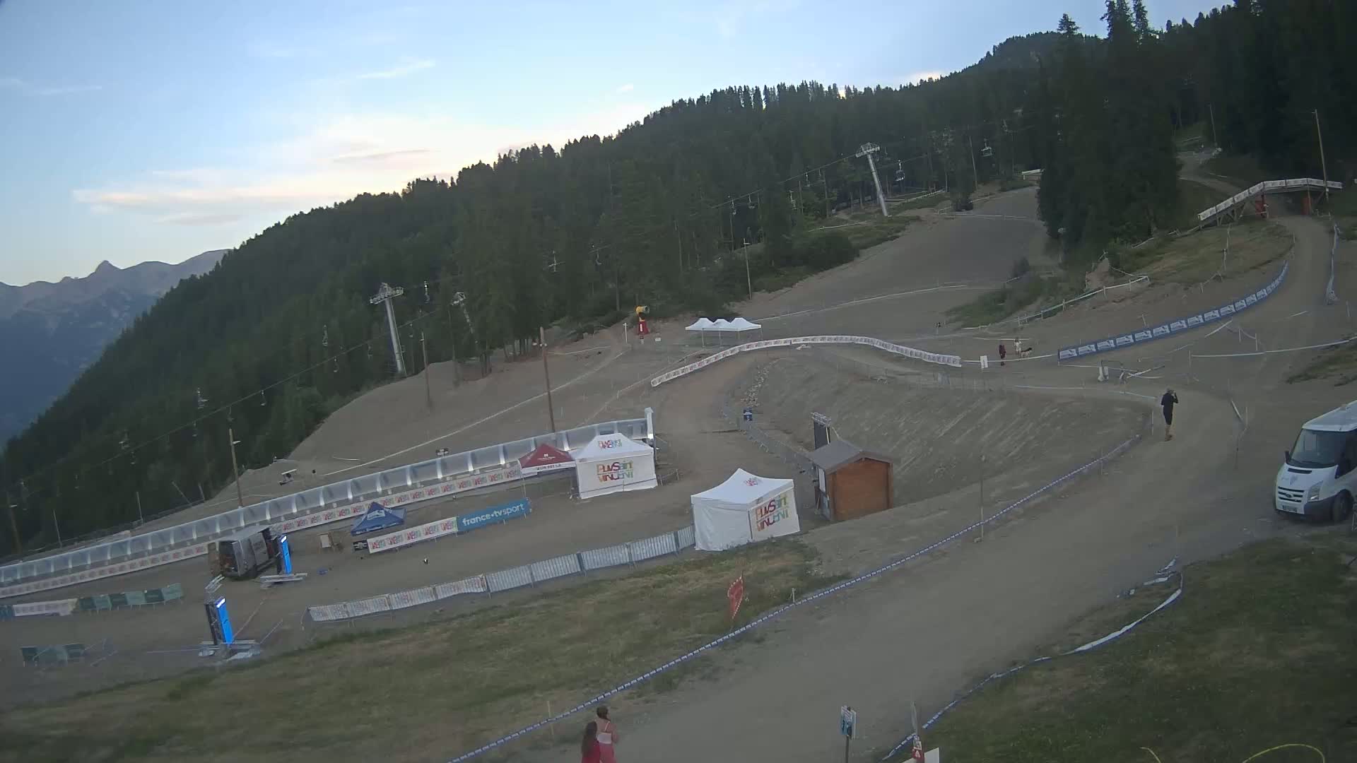 Puy-Saint-Vincent 1600 Ski Slopes Live Cam - Briancon, Hautes-Alpes, Provence-Alpes-Cote d’Azur, France
