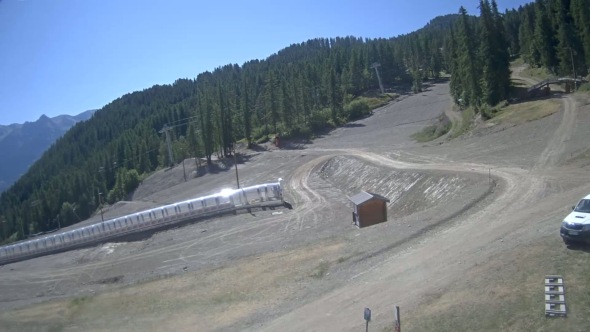Puy-Saint-Vincent 1600 Ski Slopes Live Cam - Briancon, Hautes-Alpes, Provence-Alpes-Cote d’Azur, France