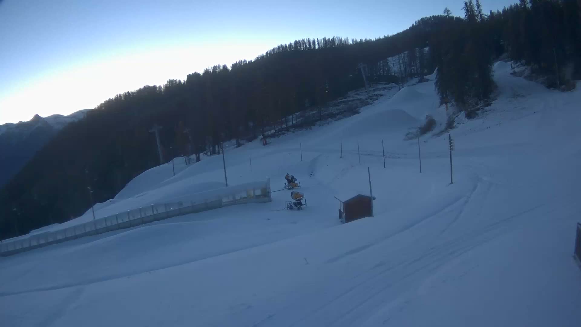 Puy-Saint-Vincent 1600 Ski Slopes Live Cam - Briancon, Hautes-Alpes, Provence-Alpes-Cote d’Azur, France