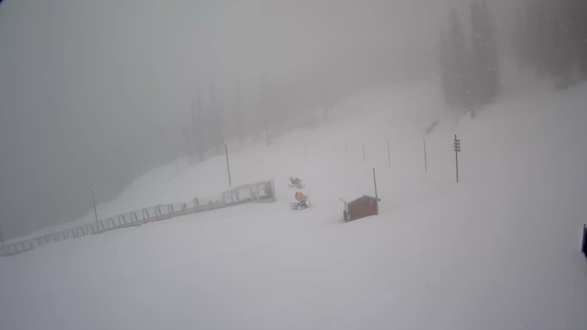 Puy-Saint-Vincent 1600 Ski Slopes Live Cam - Briancon, Hautes-Alpes, Provence-Alpes-Cote d’Azur, France