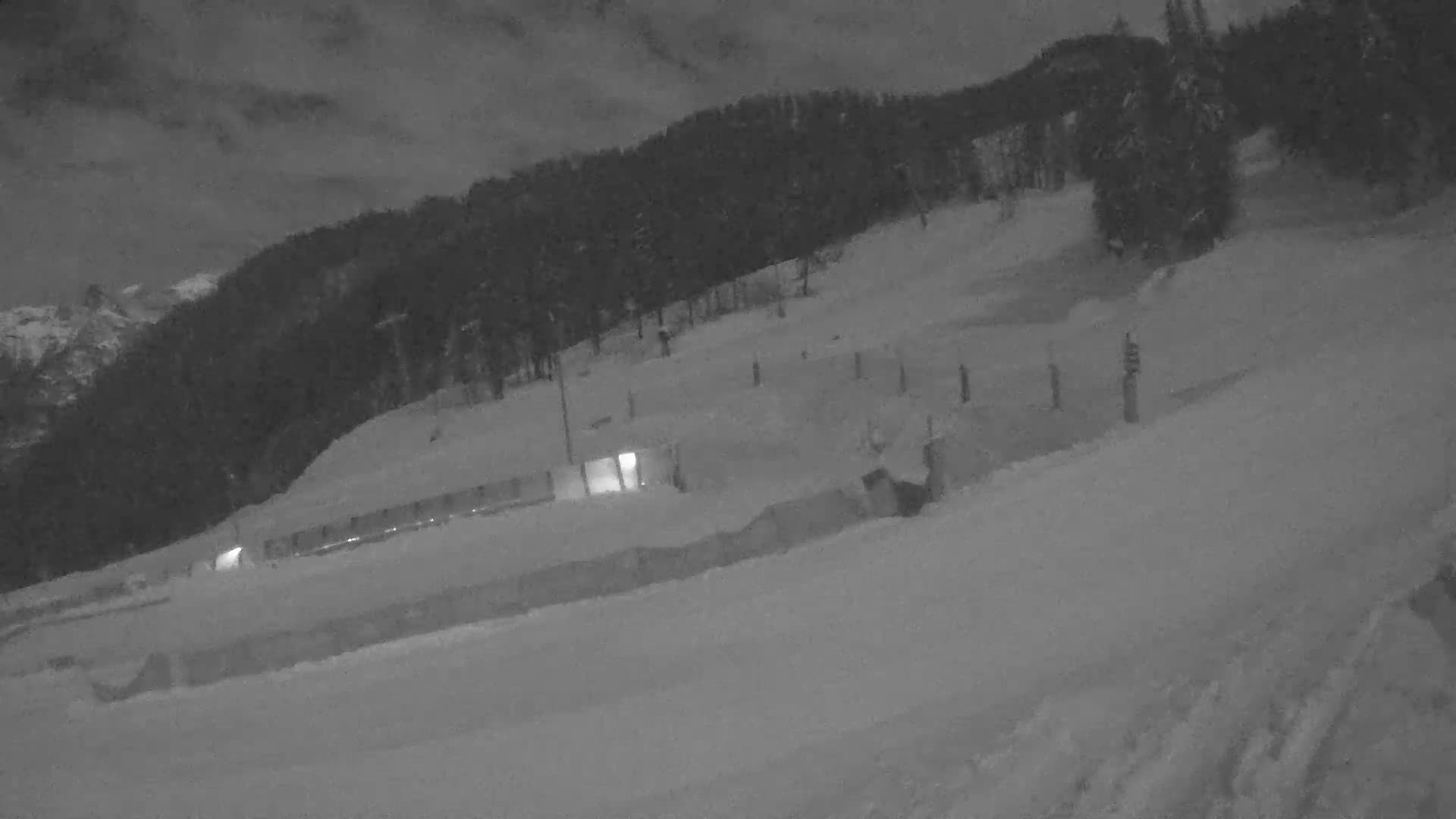 Puy-Saint-Vincent 1600 Ski Slopes Live Cam - Briancon, Hautes-Alpes, Provence-Alpes-Cote d’Azur, France