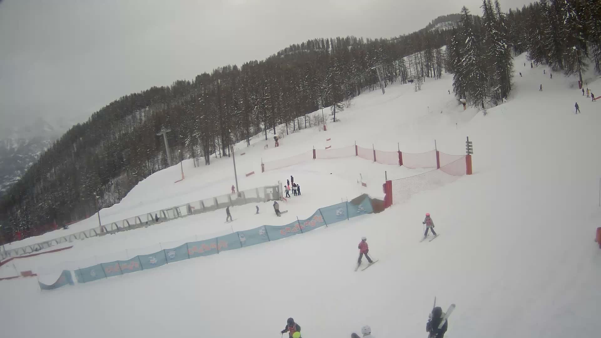 Puy-Saint-Vincent 1600 Ski Slopes Live Cam - Briancon, Hautes-Alpes, Provence-Alpes-Cote d’Azur, France