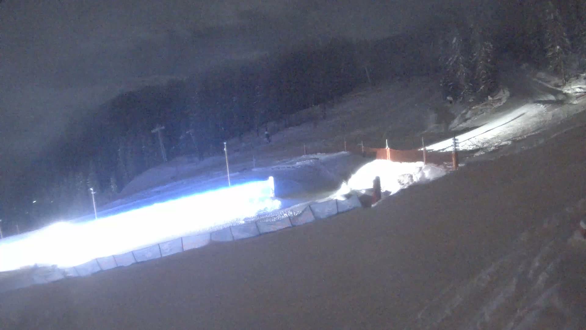 Puy-Saint-Vincent 1600 Ski Slopes Live Cam - Briancon, Hautes-Alpes, Provence-Alpes-Cote d’Azur, France