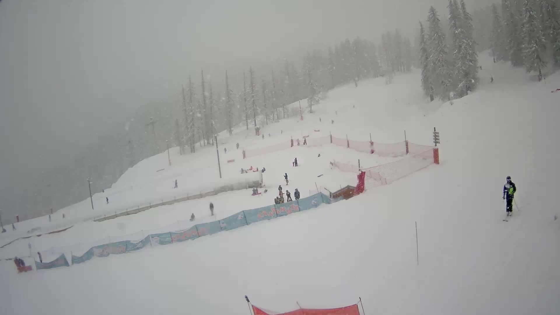 Puy-Saint-Vincent 1600 Ski Slopes Live Cam - Briancon, Hautes-Alpes, Provence-Alpes-Cote d’Azur, France