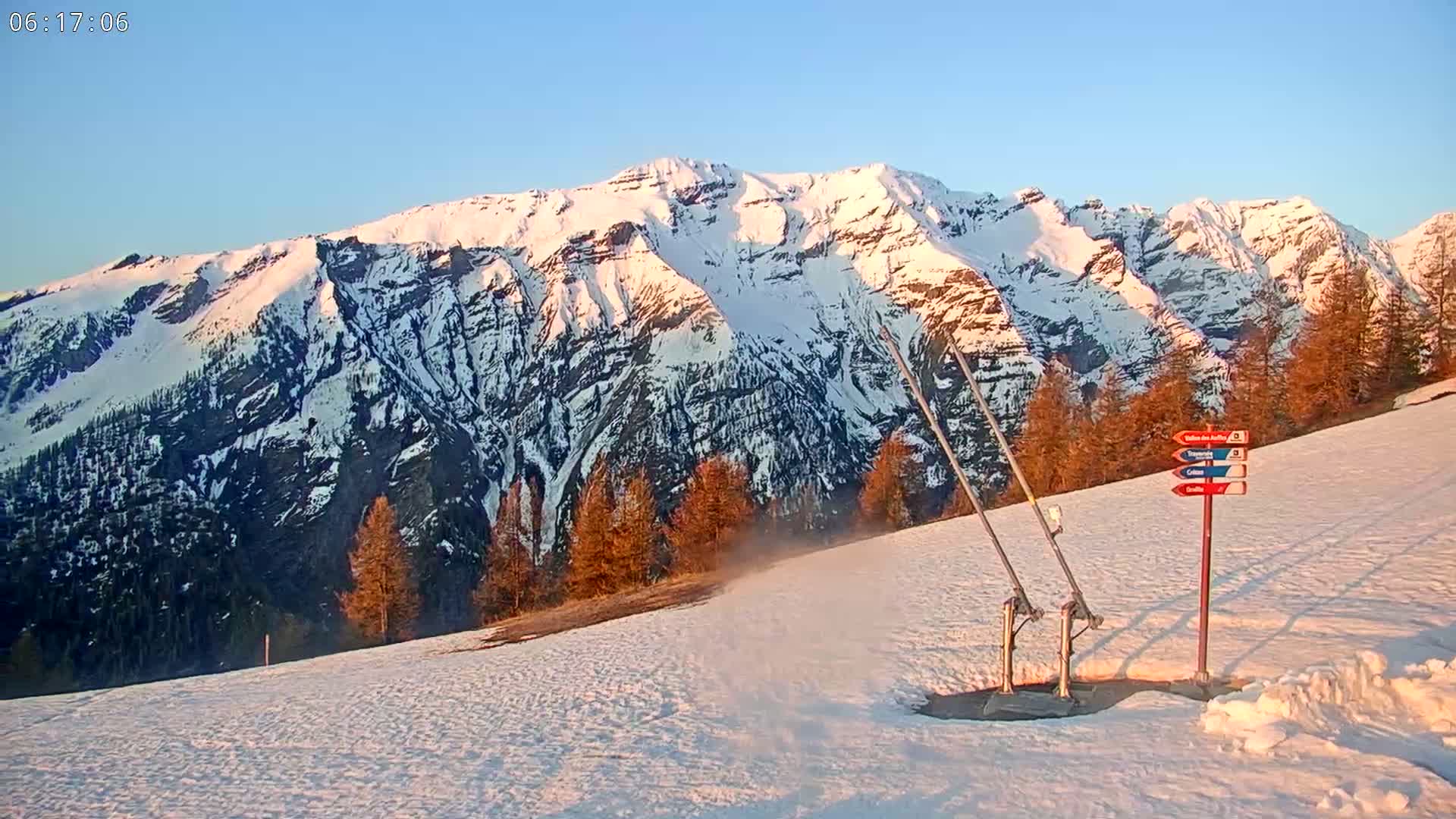 Puy-Saint-Vincent 2400 Ski Slopes & Alps Panoramic Live Cam - Briancon, Hautes-Alpes, Provence-Alpes-Cote d’Azur, France